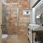 Pensjonat Masseria Santu Lasi Surbo
