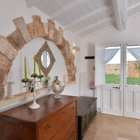 Pensjonat Masseria Santu Lasi 3*